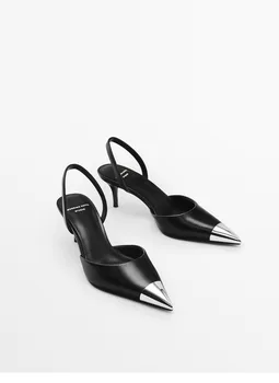 2023 Лятна нова дамски обувки от черна кожа с метален остър пръсти, дамски сандали на висок ток с пръсти секси