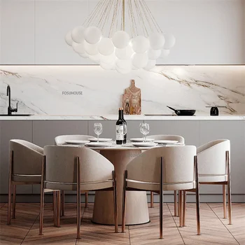 Модерни мебели Кожени трапезни столове за кухня и Домашен лампа Луксозен хотелски метален шезлонг с прости подлакътник отзад и шезлонг